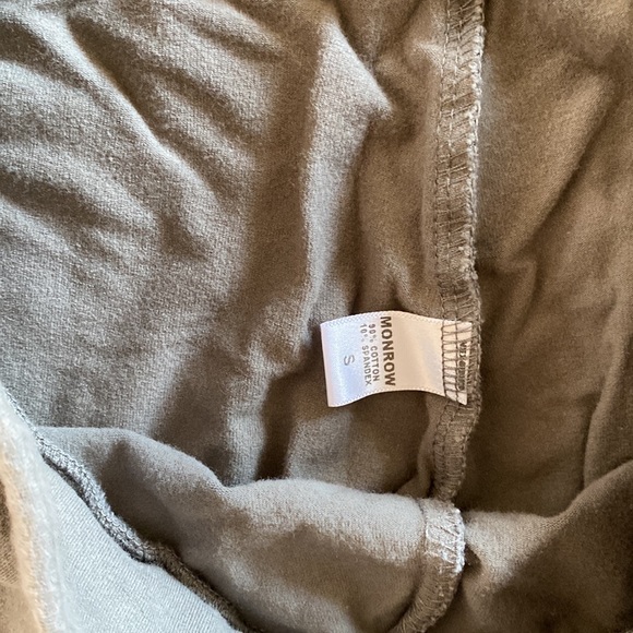 Monrow Heavy Stretch Cotton Tuxedo Leggings green and black size small - Picture 4 of 6